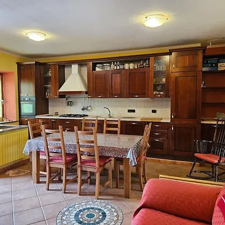 Villa La Casa Rossa Nel Monferrato A Moncucco Torinese Exterior foto